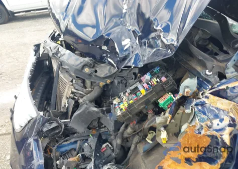 2015 Chrysler Town & Country Touring-L z USA, uszkodzony, nr VIN 2C4RC1CG8FR629369